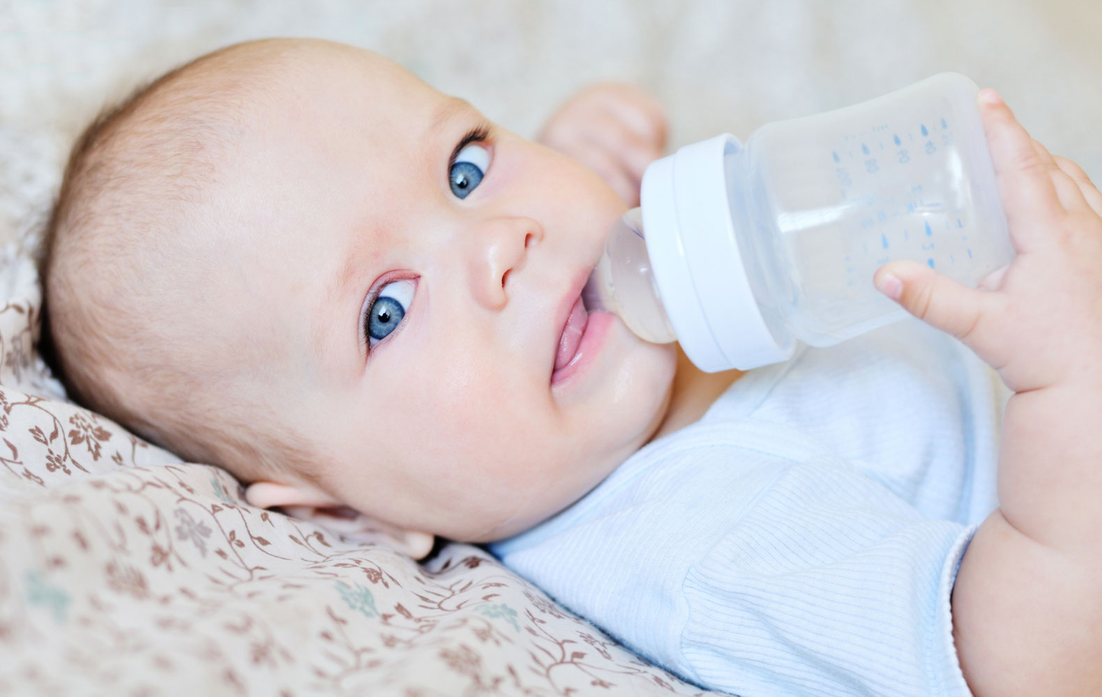 Сколько воды давать новорожденному при искусственном вскармливании
